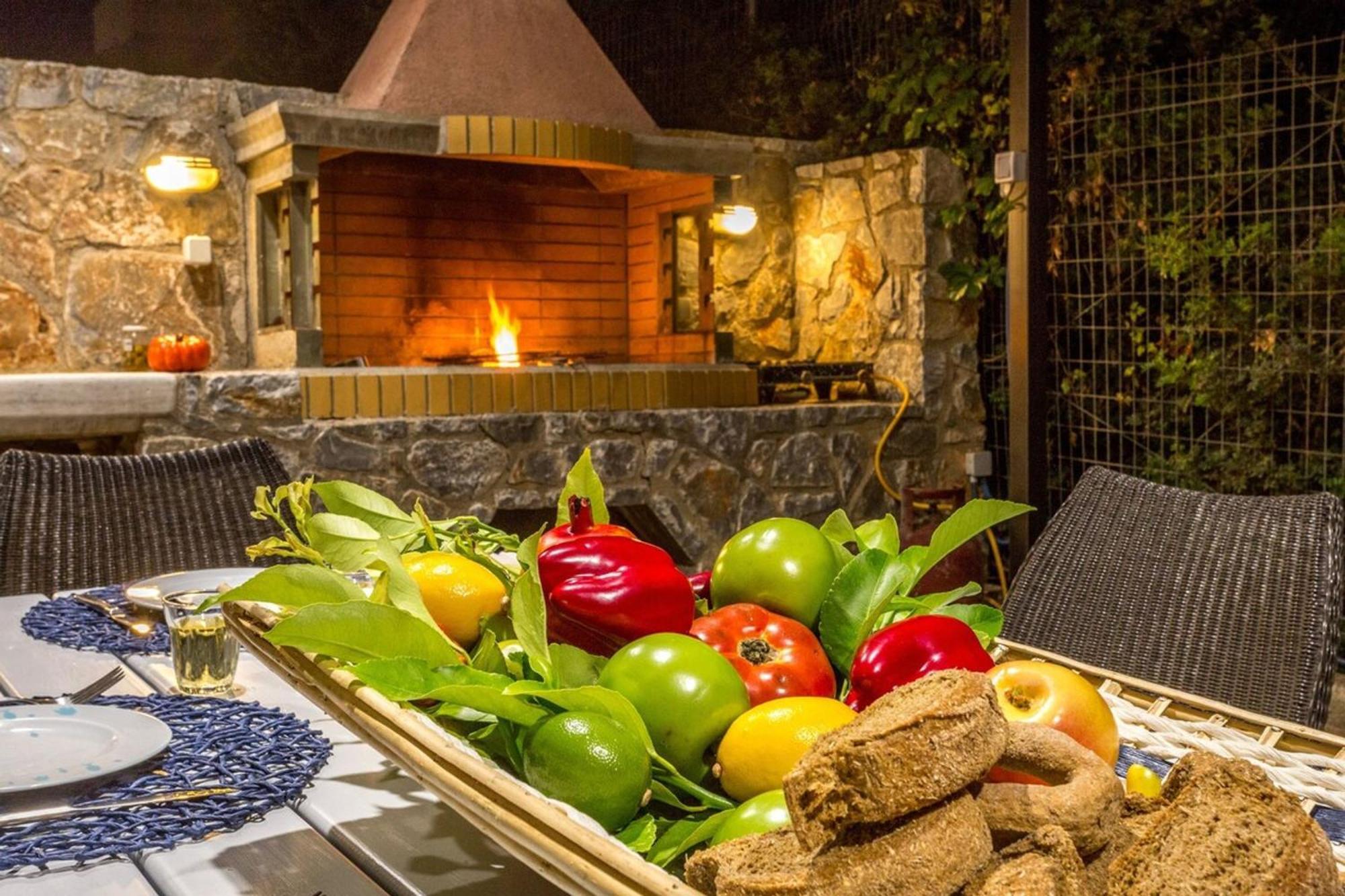Villa Ampelaki - Premium Villa With Heated Pool Kounoupidhianá 외부 사진
